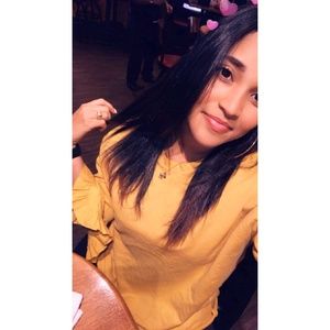 Meet your Posher, Maria m